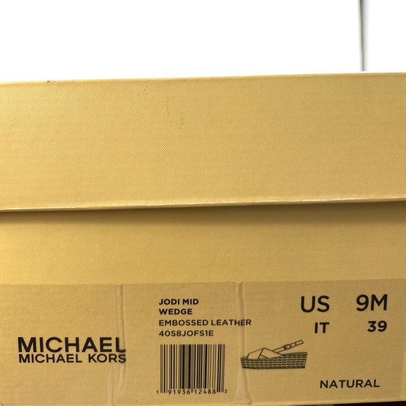 Michael Kors Wmns Sandal Jodi Mid Wedge Le Natural - Picture 9 of 9